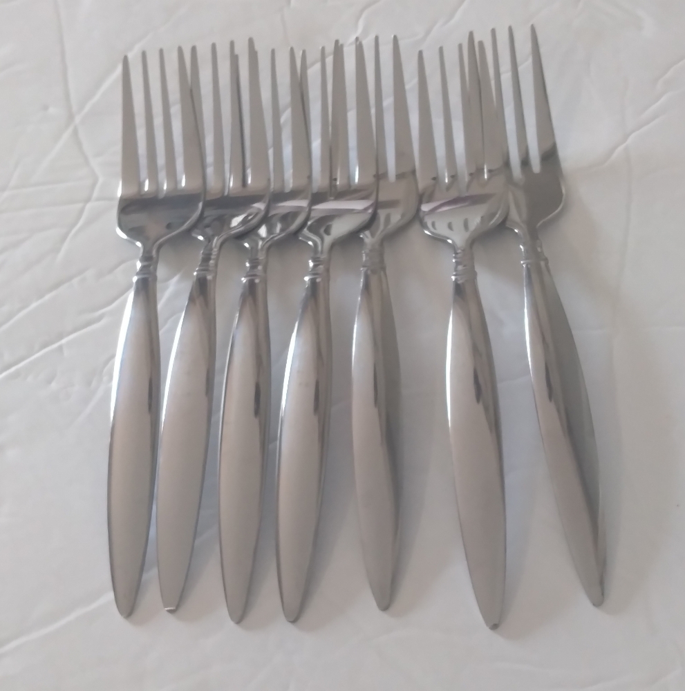 Farberware diner pattern set of 7 salad forks